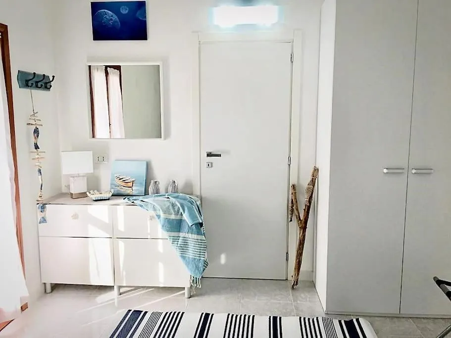 Semesterbostad Villetta A Pochi Passi Dalle Spiagge Di Lacona Italien